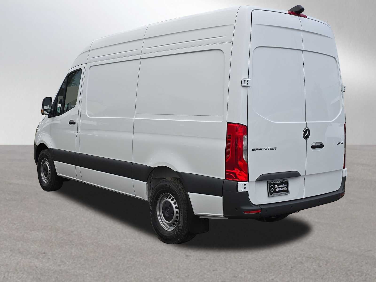 2026 Mercedes-Benz Sprinter 2500 Standard Roof I4 Diesel 144" RWD