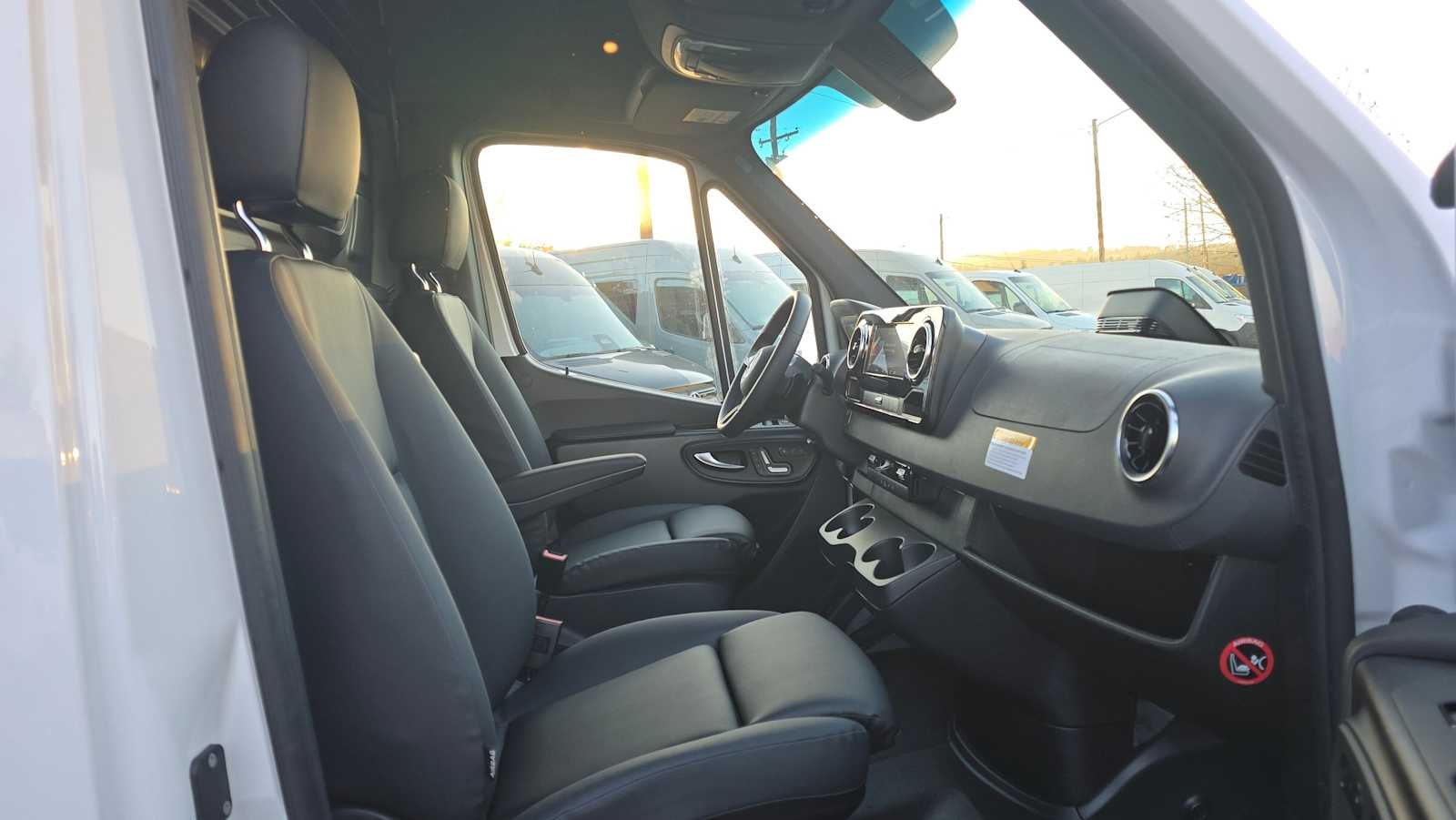 2026 Mercedes-Benz Sprinter 2500 Standard Roof I4 Diesel 144" RWD