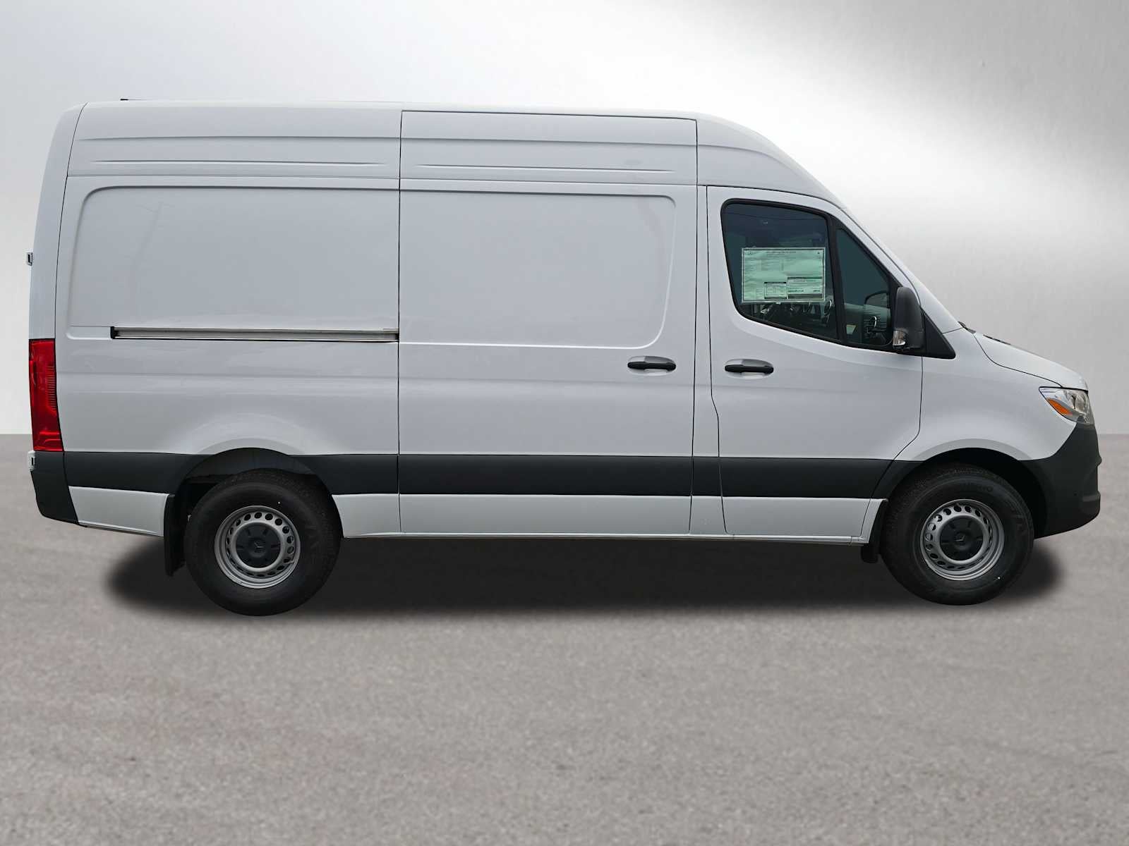 2026 Mercedes-Benz Sprinter 2500 Standard Roof I4 Diesel 144" RWD