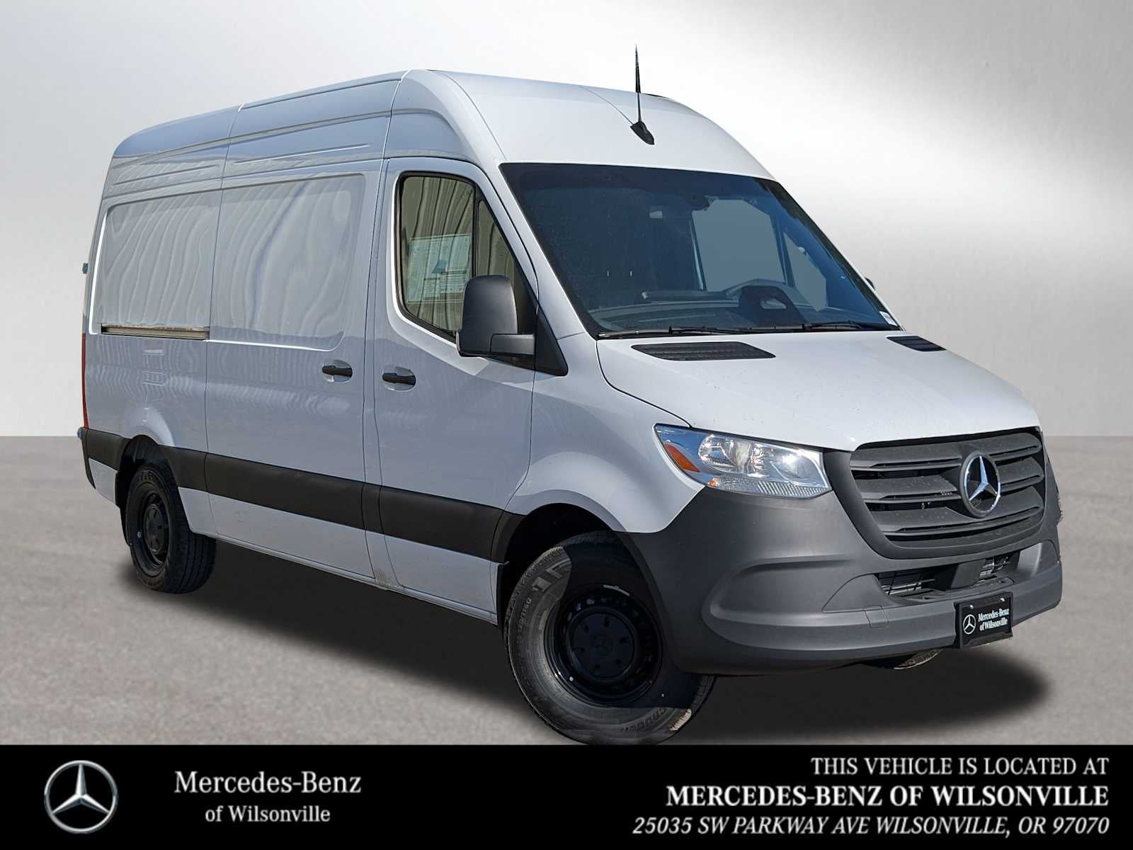 2026 Mercedes-Benz Sprinter 2500 Standard Roof I4 Diesel HO 144" RWD