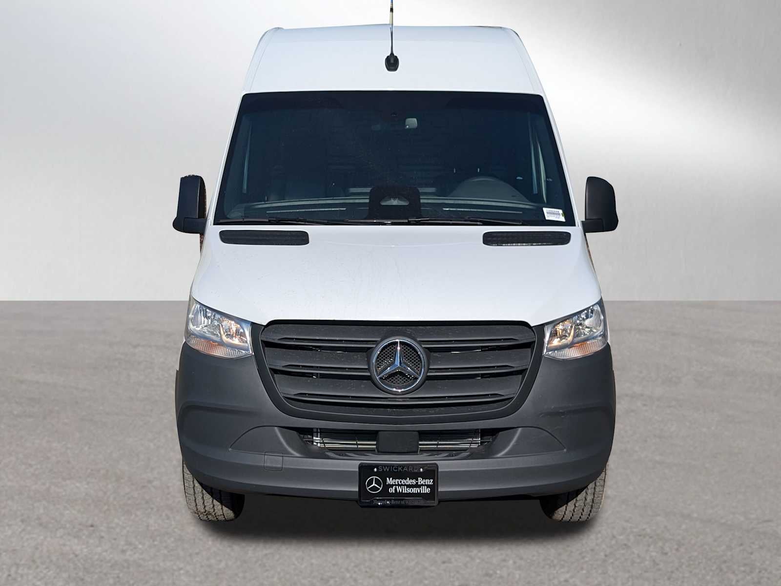 2026 Mercedes-Benz Sprinter 2500 Standard Roof I4 Diesel HO 144" RWD