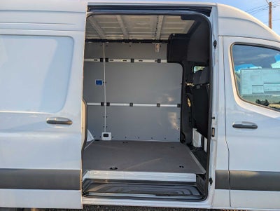 2026 Mercedes-Benz Sprinter 2500 Standard Roof I4 Diesel HO 144" RWD