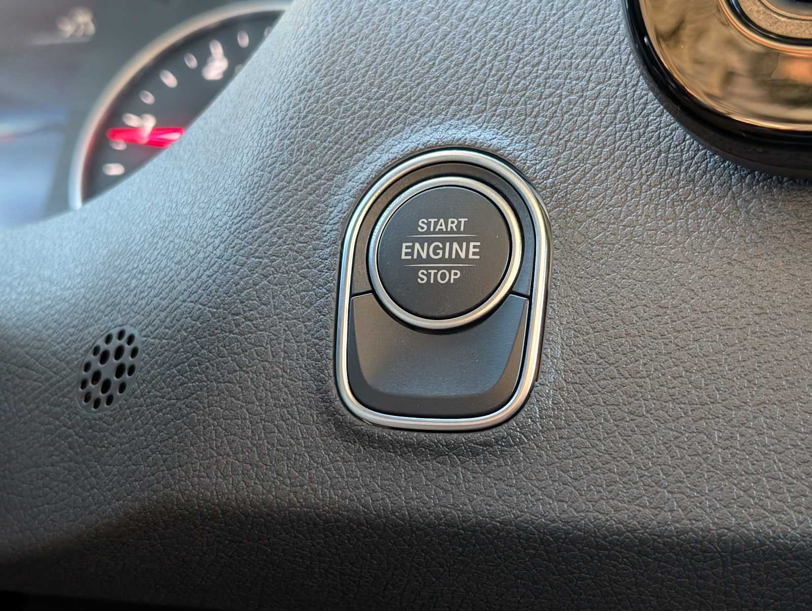 2026 Mercedes-Benz Sprinter 2500 Standard Roof I4 Diesel HO 144" RWD