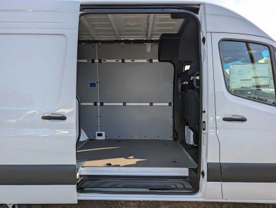 2025 Mercedes-Benz Sprinter 2500 Standard Roof I4 Diesel HO 144" AWD
