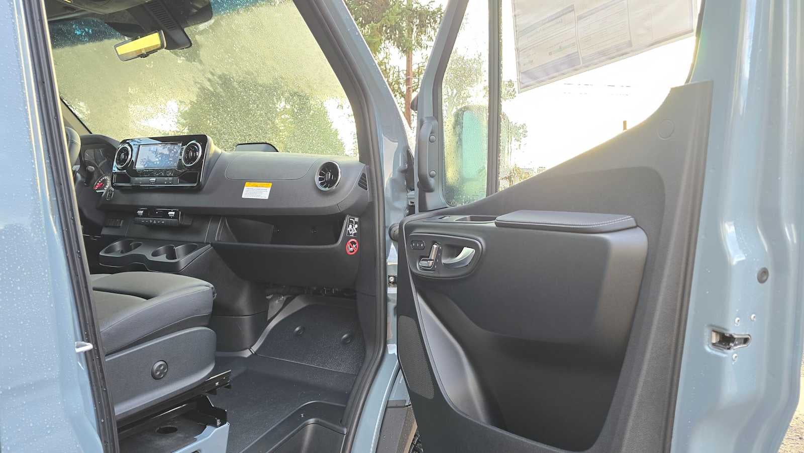 2026 Mercedes-Benz Sprinter 2500 Standard Roof I4 Diesel HO 144" AWD