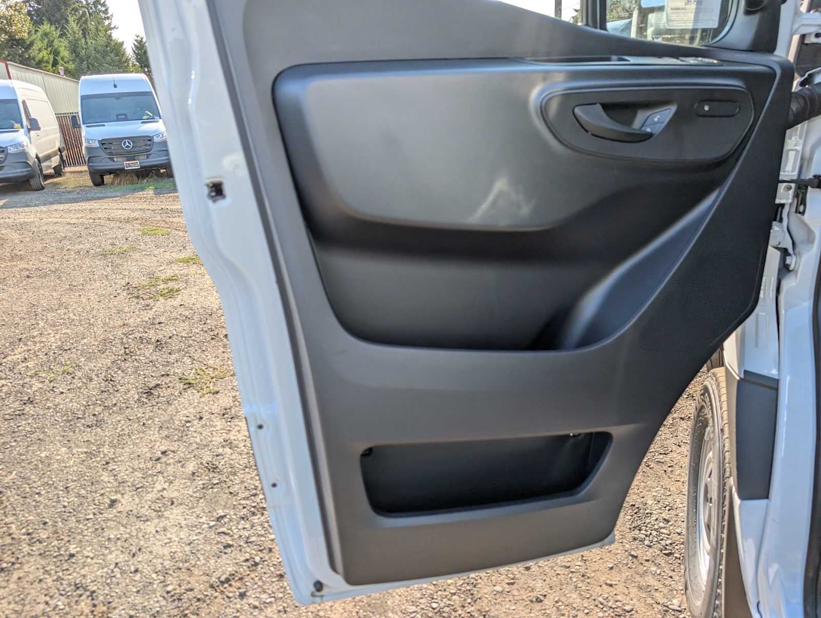 2025 Mercedes-Benz Sprinter 2500 Standard Roof I4 Diesel HO 144" AWD