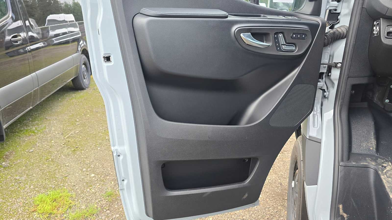 2026 Mercedes-Benz Sprinter 2500 Standard Roof I4 Diesel HO 144" AWD