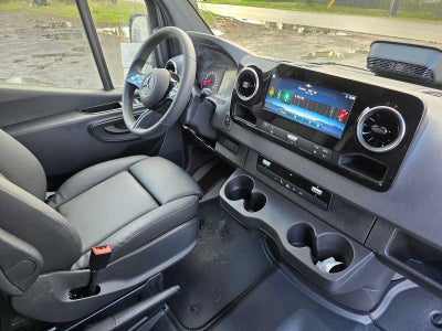 2025 Mercedes-Benz Sprinter 2500 Standard Roof I4 Diesel HO 144" AWD