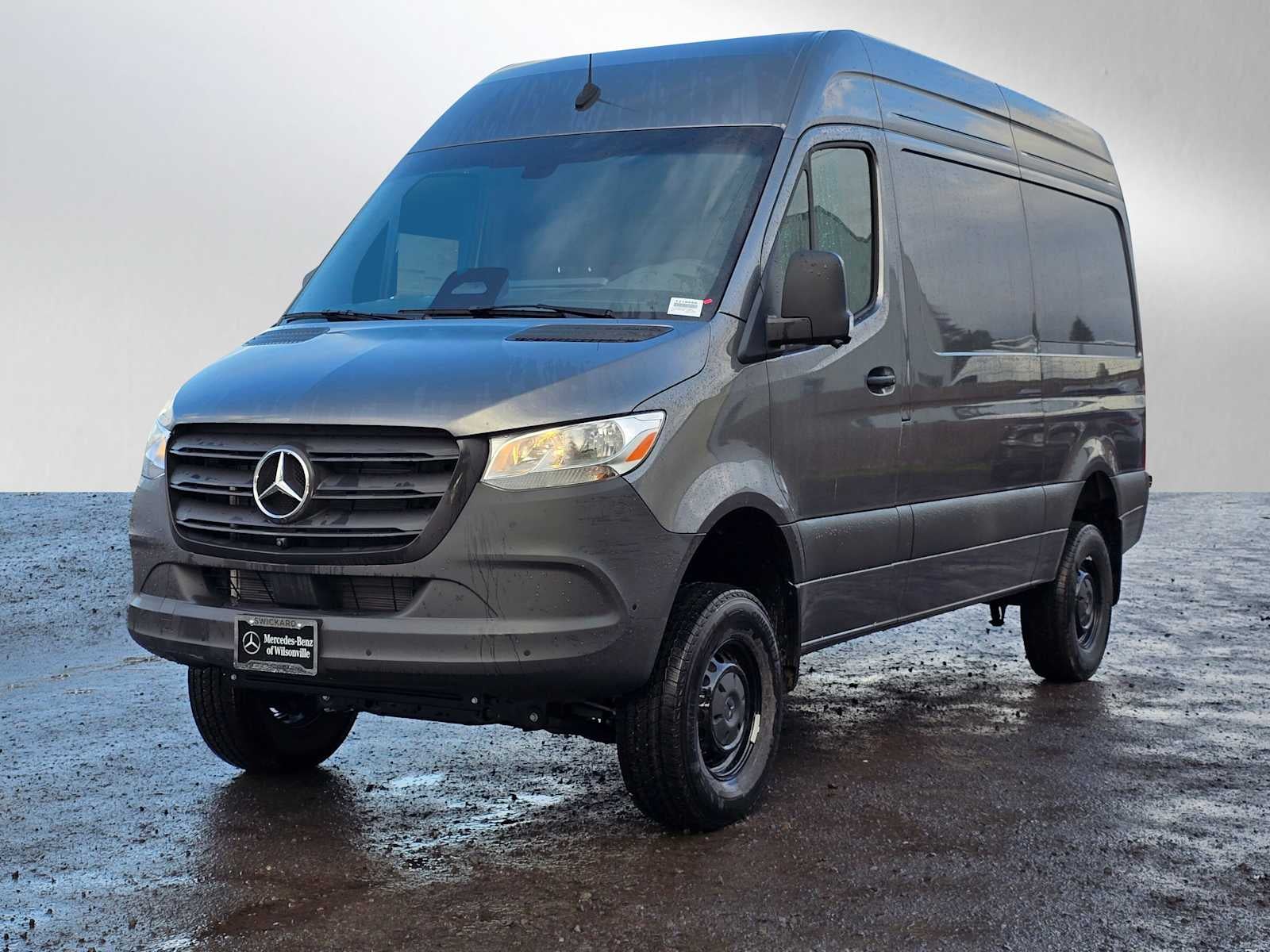 2025 Mercedes-Benz Sprinter 2500 Standard Roof I4 Diesel HO 144" AWD