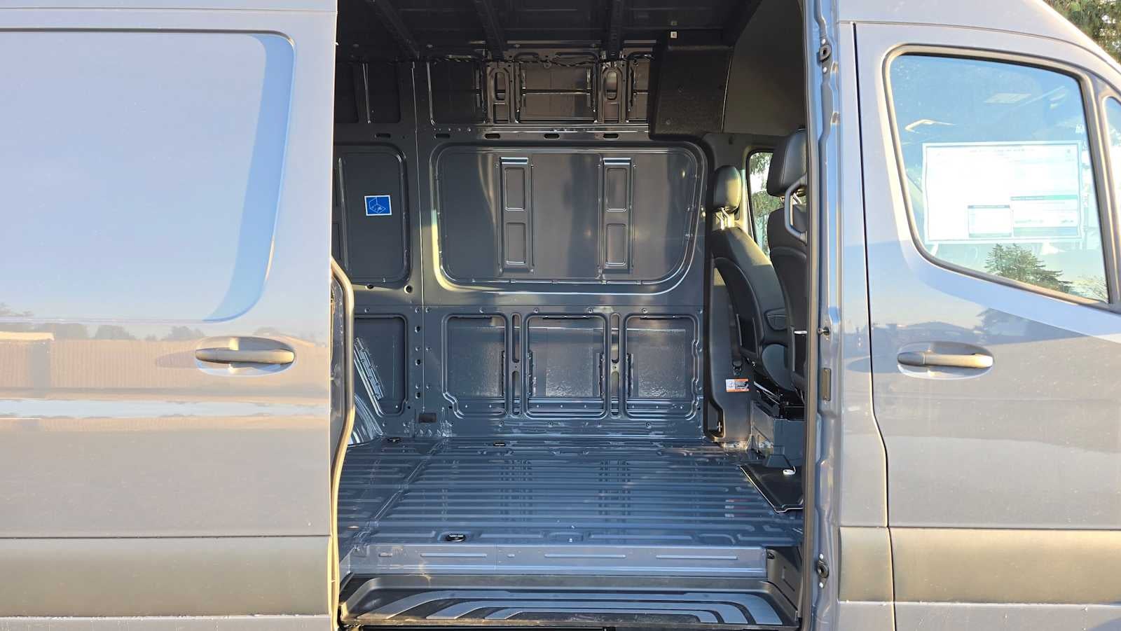 2026 Mercedes-Benz Sprinter 2500 Standard Roof I4 Diesel HO 144" AWD