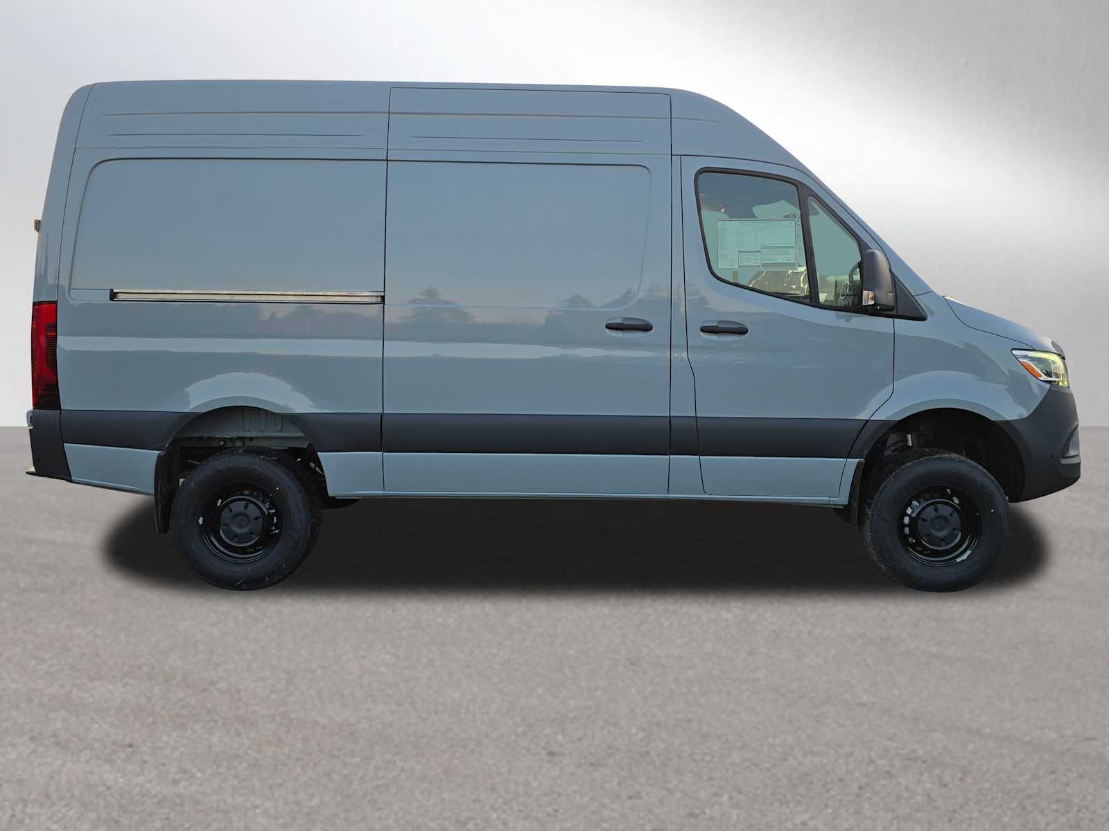 2026 Mercedes-Benz Sprinter 2500 Standard Roof I4 Diesel HO 144" AWD