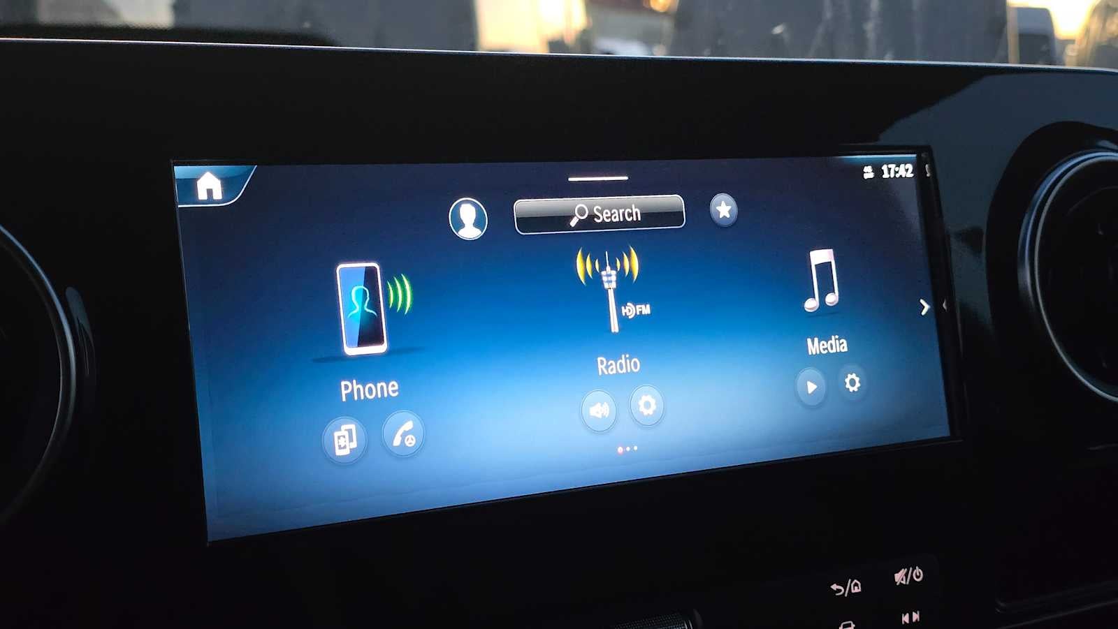 2026 Mercedes-Benz Sprinter 2500 Standard Roof I4 Diesel HO 144" AWD