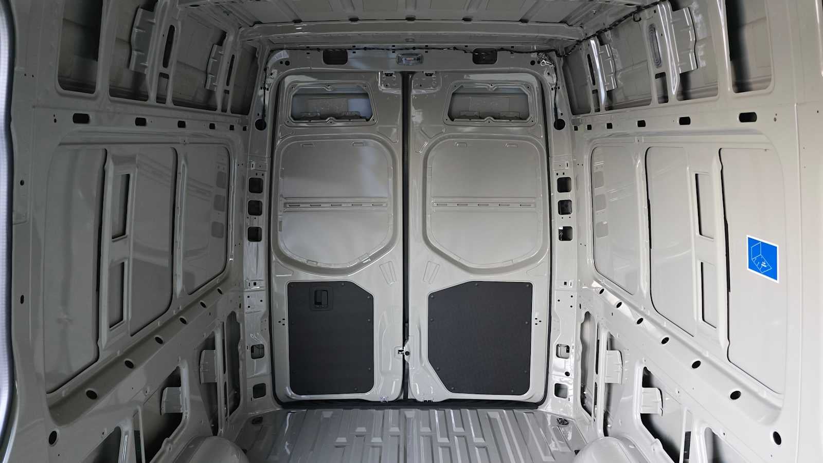 2026 Mercedes-Benz Sprinter 2500 Standard Roof I4 Diesel HO 144" AWD