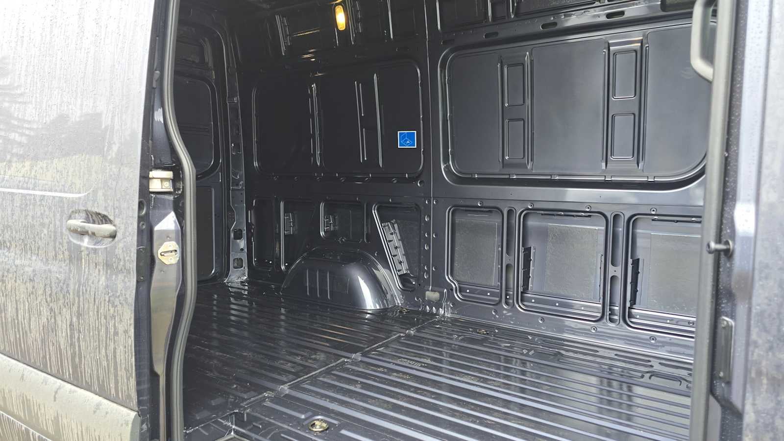 2026 Mercedes-Benz Sprinter 2500 Standard Roof I4 Diesel HO 144" AWD