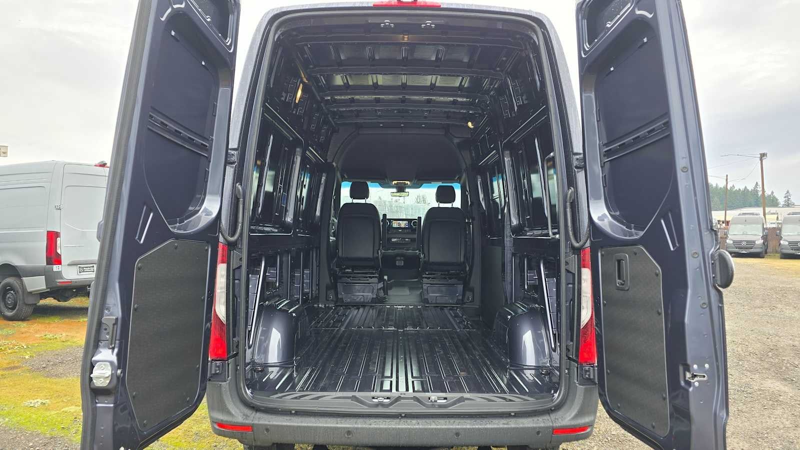 2026 Mercedes-Benz Sprinter 2500 Standard Roof I4 Diesel HO 144" AWD