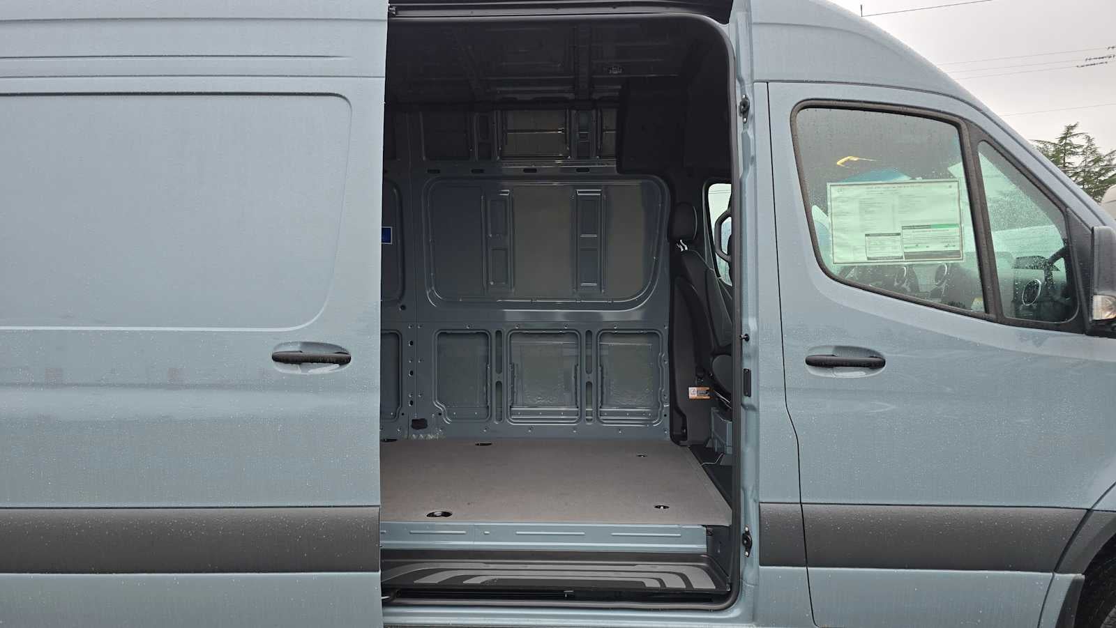 2025 Mercedes-Benz Sprinter 2500 Standard Roof I4 Diesel HO 144" AWD