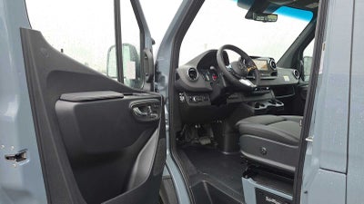 2025 Mercedes-Benz Sprinter 2500 Standard Roof I4 Diesel HO 144" AWD