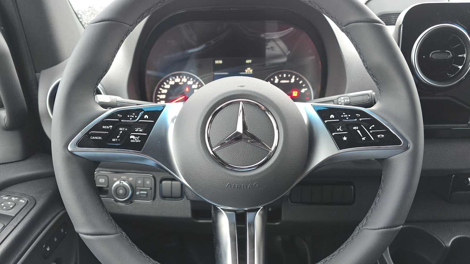 2025 Mercedes-Benz Sprinter 2500 Standard Roof I4 Diesel HO 144" AWD