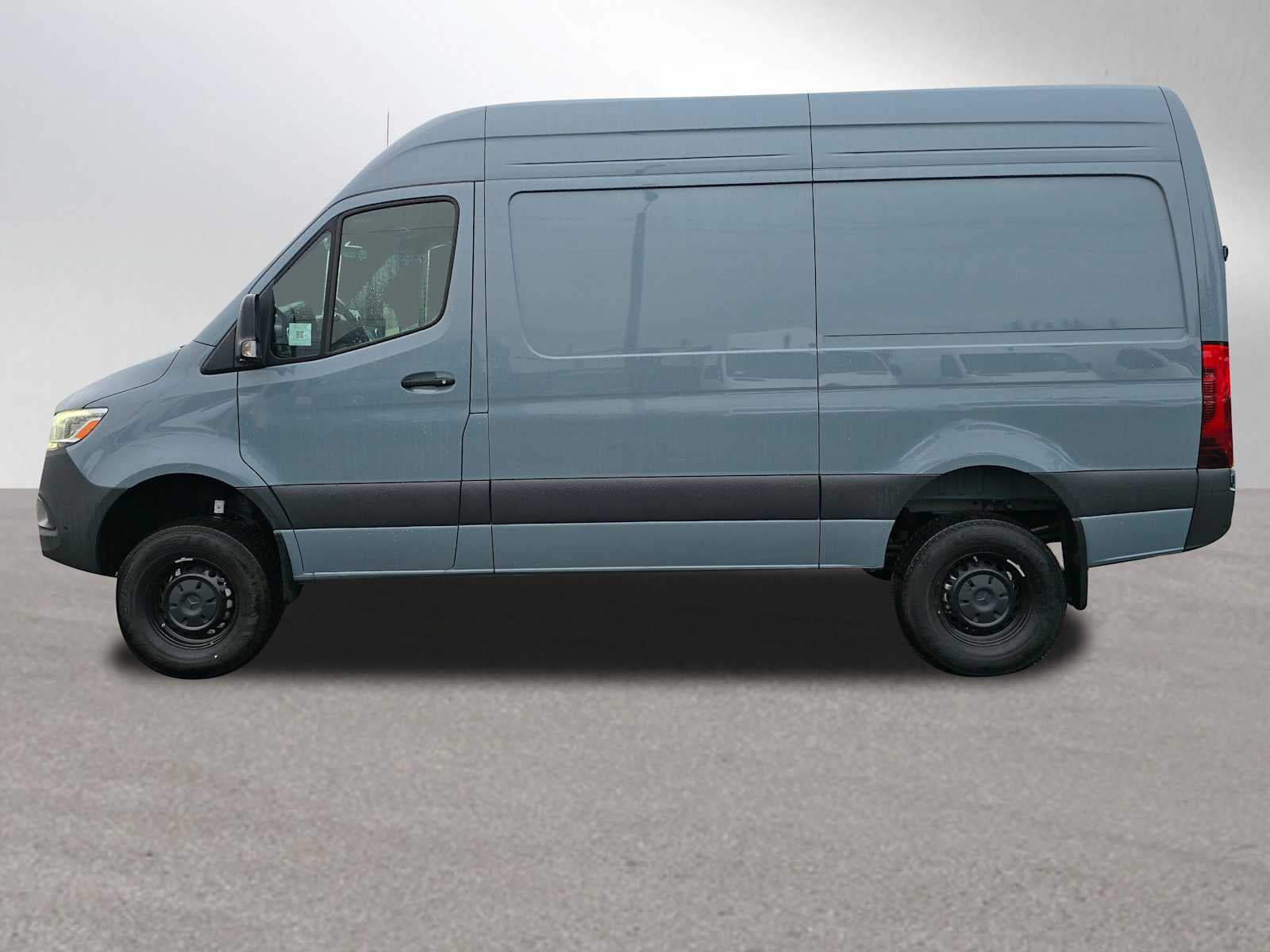2025 Mercedes-Benz Sprinter 2500 Standard Roof I4 Diesel HO 144" AWD