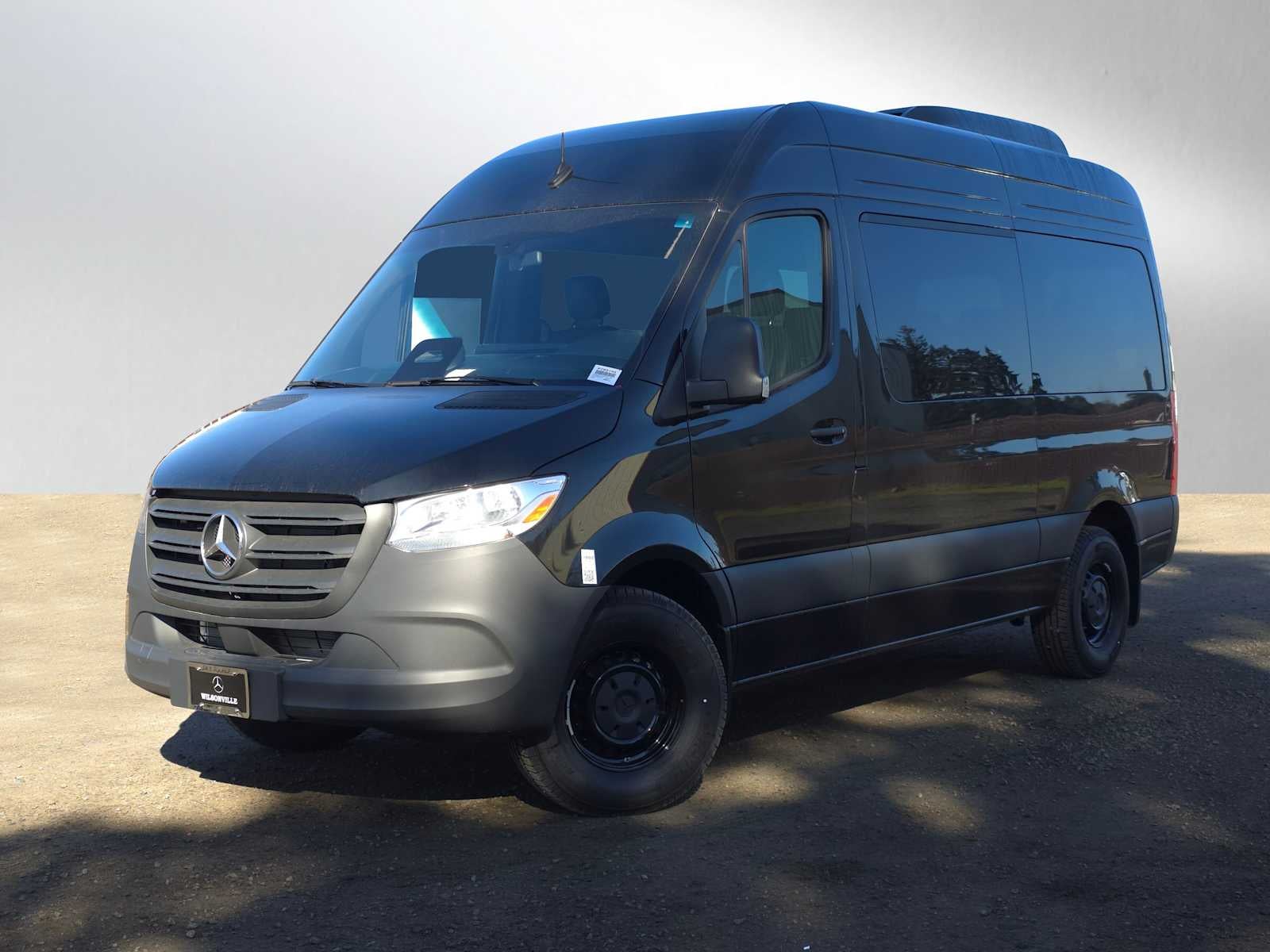 2025 Mercedes-Benz Sprinter 2500 Standard Roof I4 Diesel 144" RWD