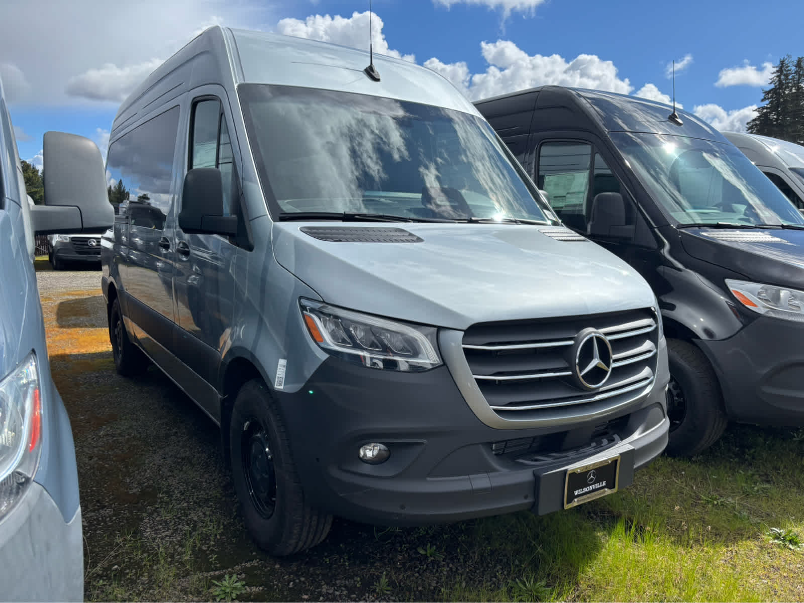 2025 Mercedes-Benz Sprinter 2500 Standard Roof I4 Diesel 144" RWD