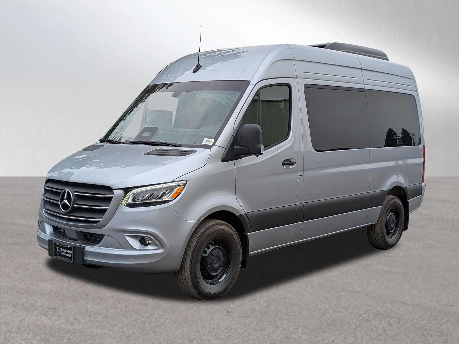 2025 Mercedes-Benz Sprinter 2500 Standard Roof I4 Diesel 144" RWD