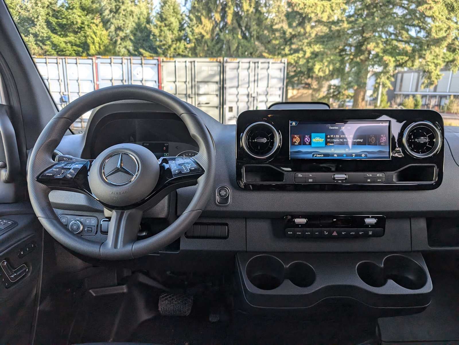 2025 Mercedes-Benz Sprinter 2500 Standard Roof I4 Diesel 144" RWD