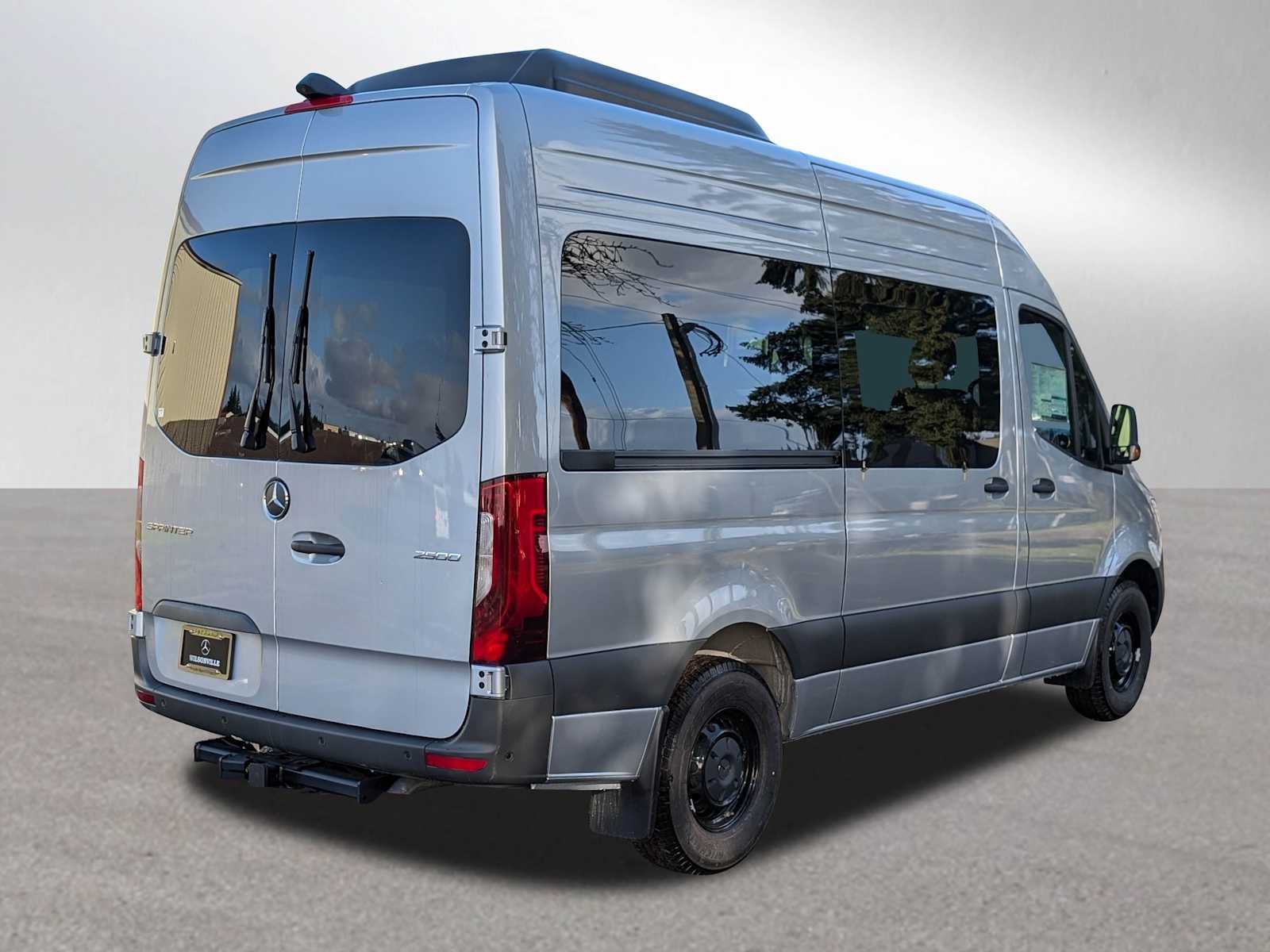 2025 Mercedes-Benz Sprinter 2500 Standard Roof I4 Diesel 144" RWD