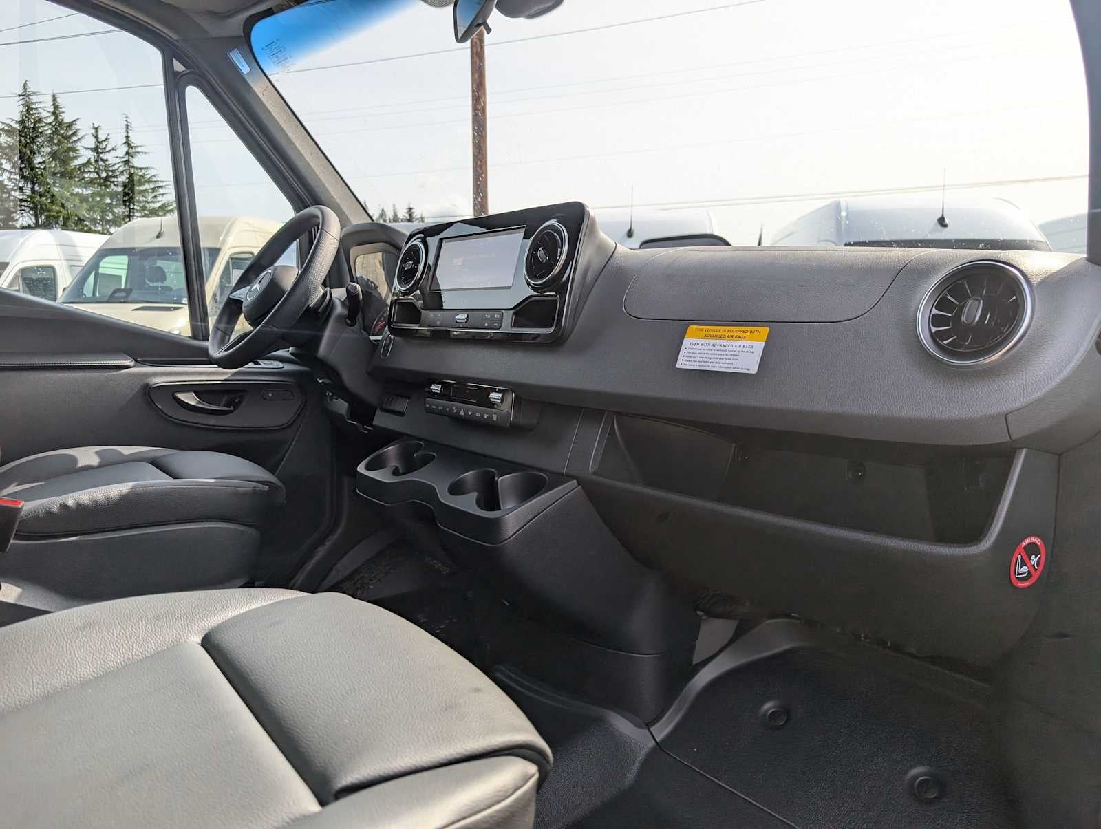 2025 Mercedes-Benz Sprinter 2500 Standard Roof I4 Diesel 144" RWD