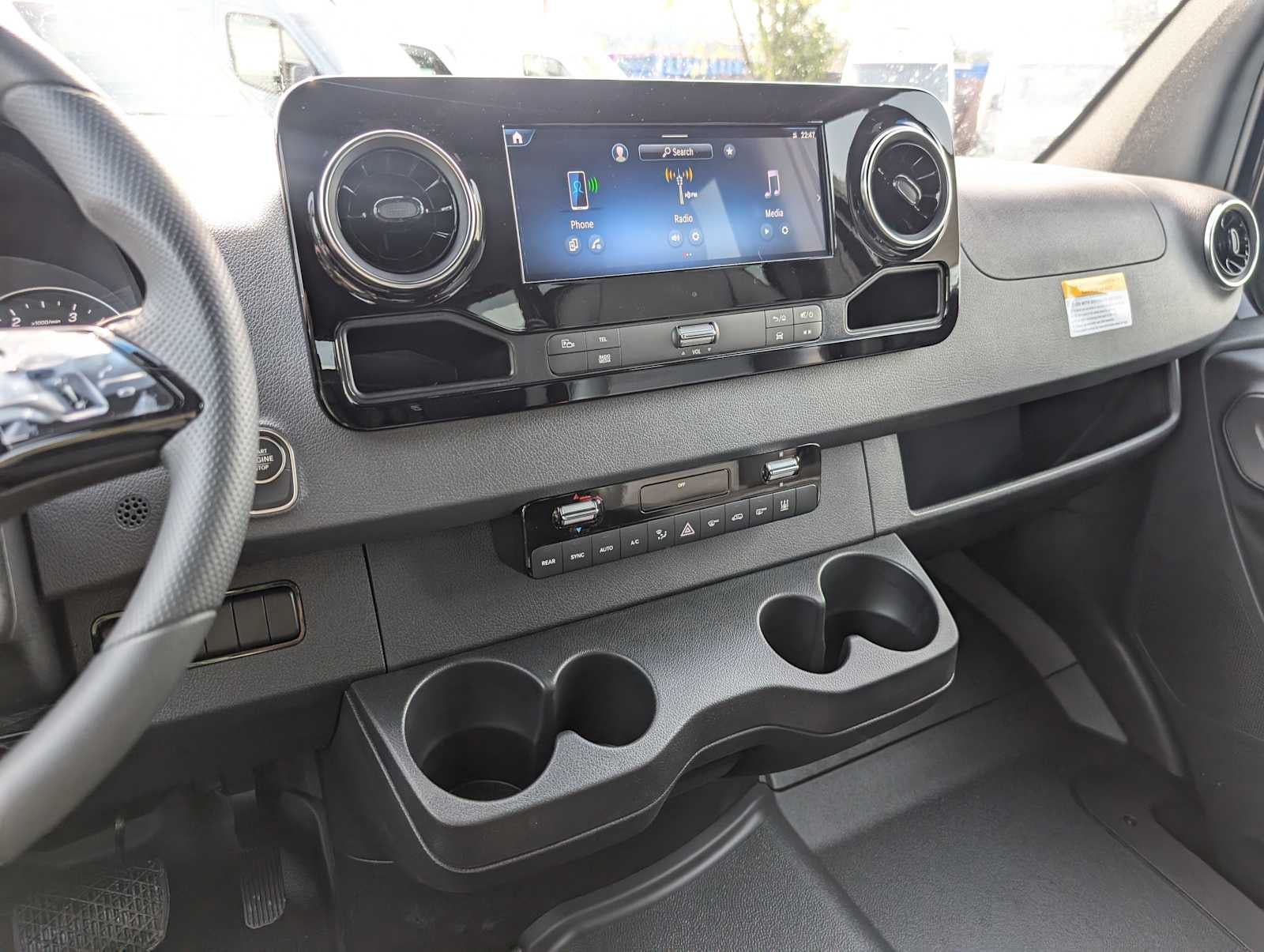 2025 Mercedes-Benz Sprinter 2500 Standard Roof I4 Diesel 144" RWD