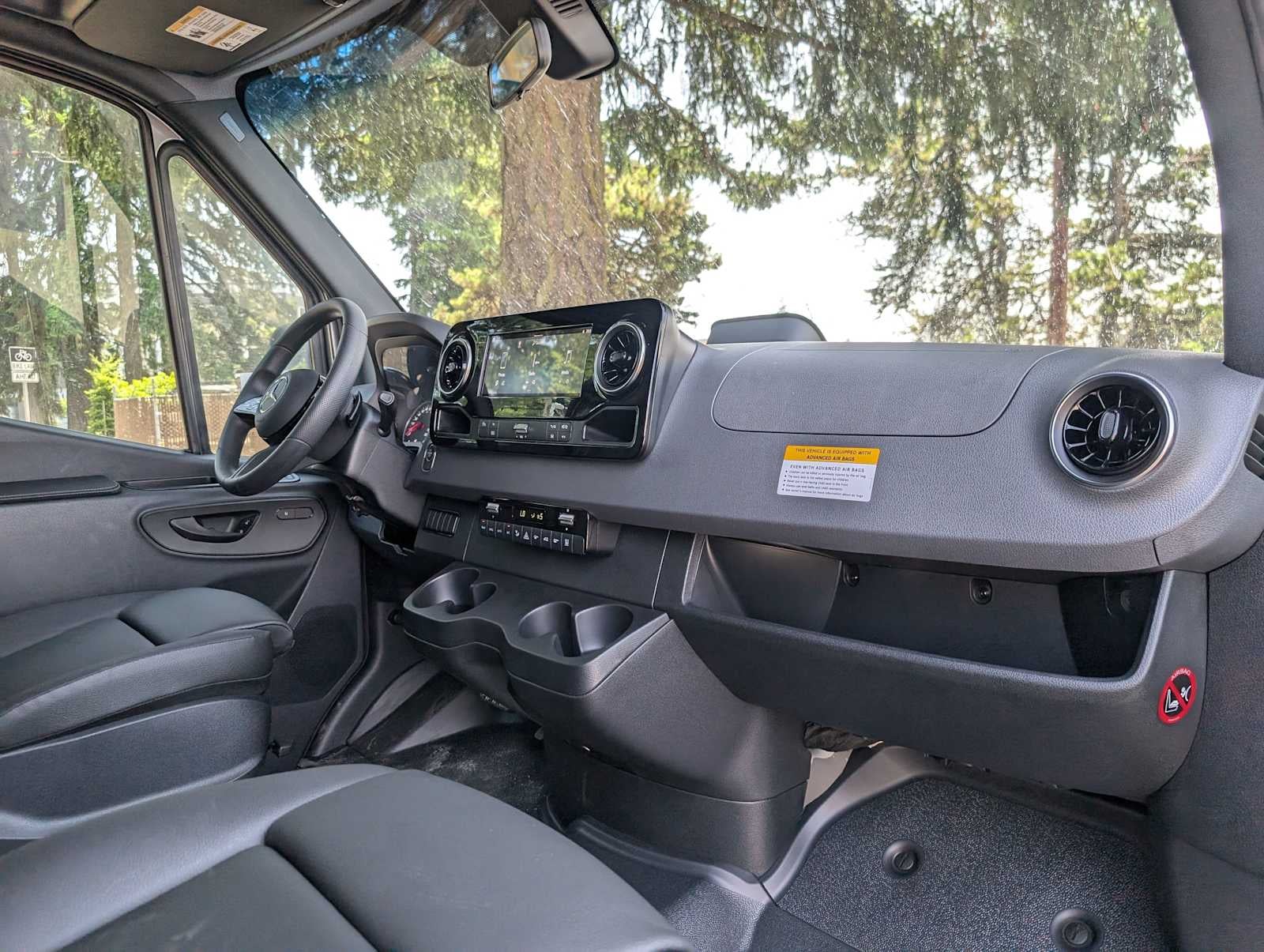 2025 Mercedes-Benz Sprinter 2500 Standard Roof I4 Diesel HO 144" RWD