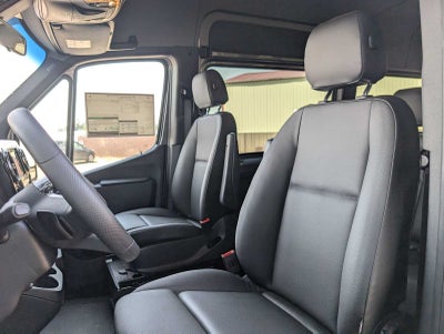 2025 Mercedes-Benz Sprinter 2500 Standard Roof I4 Diesel HO 144" RWD