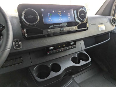 2025 Mercedes-Benz Sprinter 2500 Standard Roof I4 Diesel HO 144" RWD