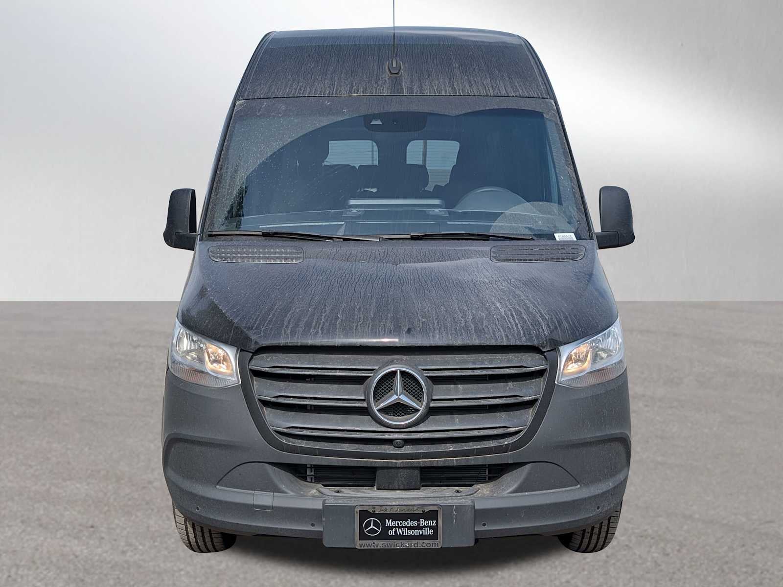 2025 Mercedes-Benz Sprinter 2500 Standard Roof I4 Diesel HO 144" RWD