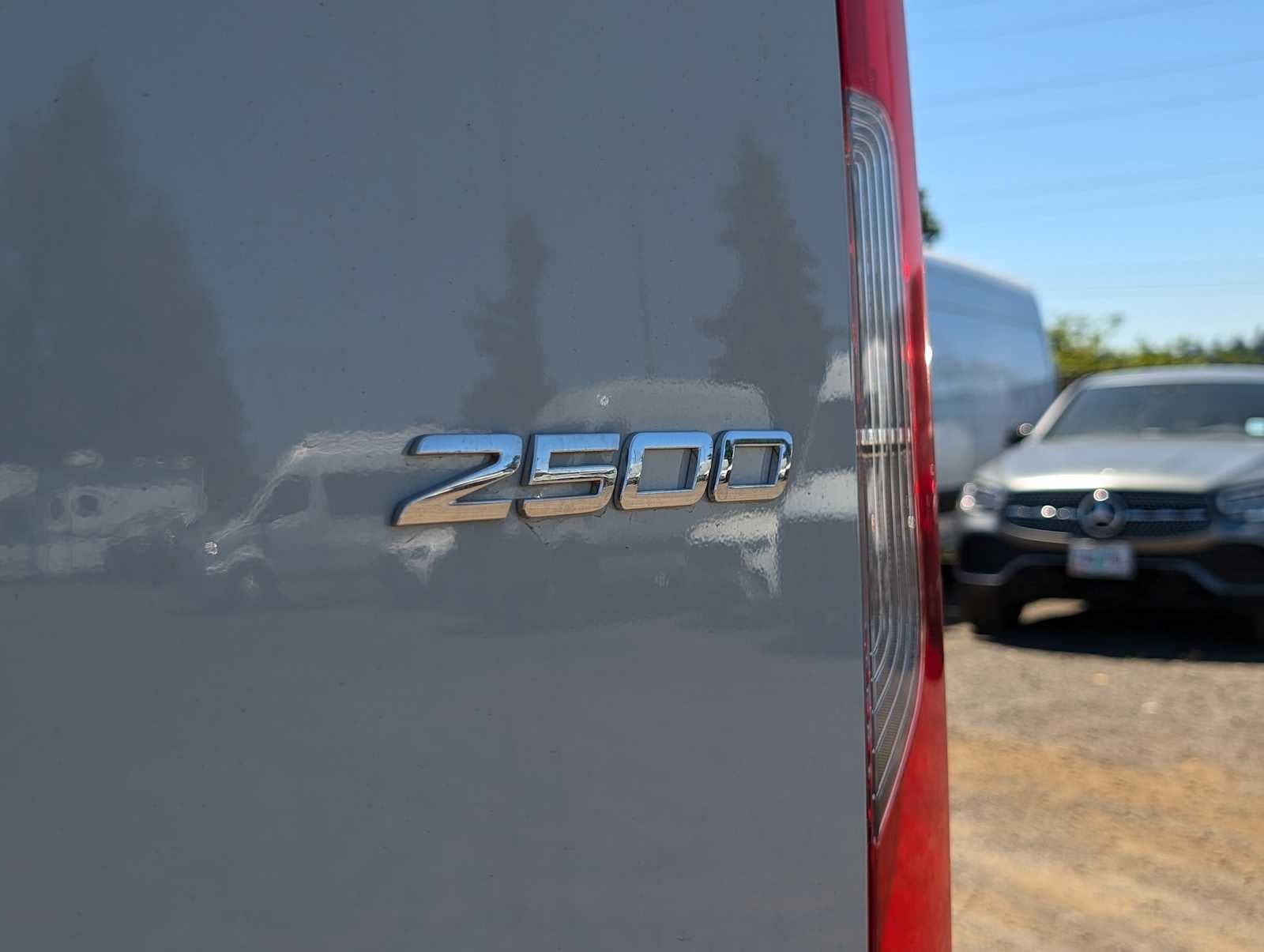 2025 Mercedes-Benz Sprinter 2500 Standard Roof I4 Diesel HO 144" RWD