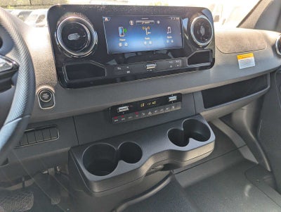 2025 Mercedes-Benz Sprinter 2500 Standard Roof I4 Diesel HO 144" RWD