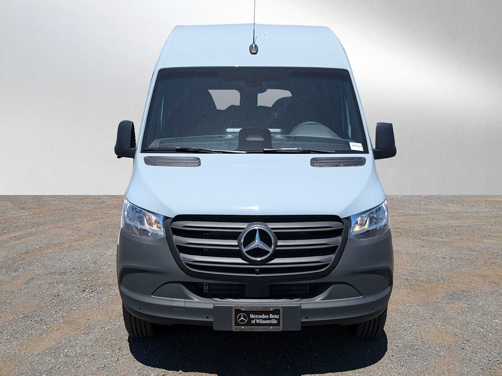 2025 Mercedes-Benz Sprinter 2500 Standard Roof I4 Diesel HO 144" RWD
