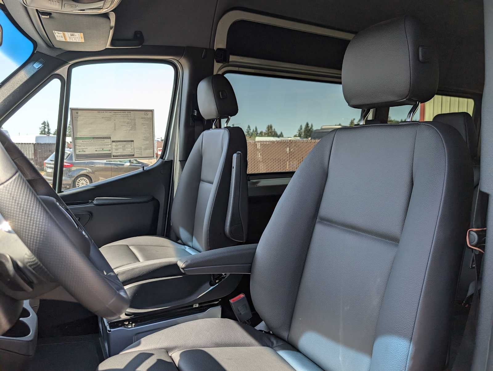 2025 Mercedes-Benz Sprinter 2500 High Roof I4 Diesel HO 170" RWD