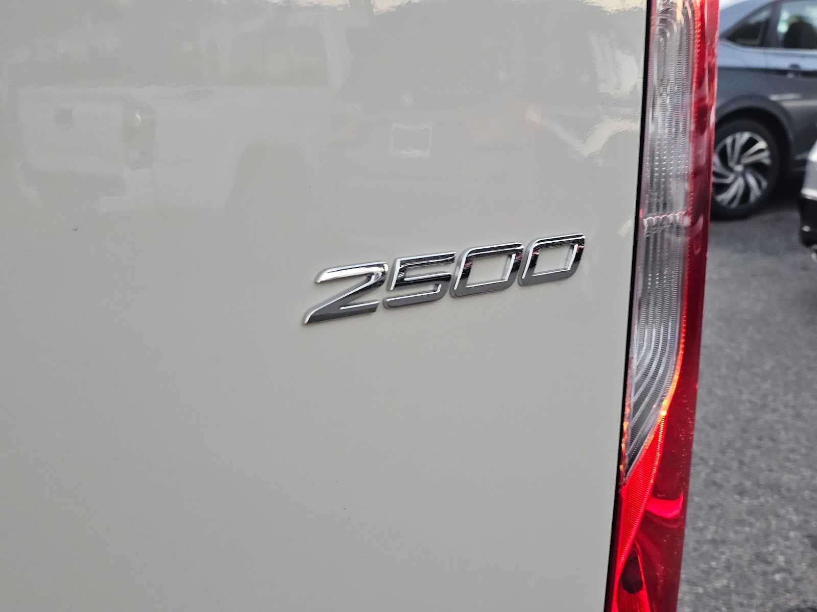 2025 Mercedes-Benz Sprinter 2500 Standard Roof I4 Diesel HO 144" RWD