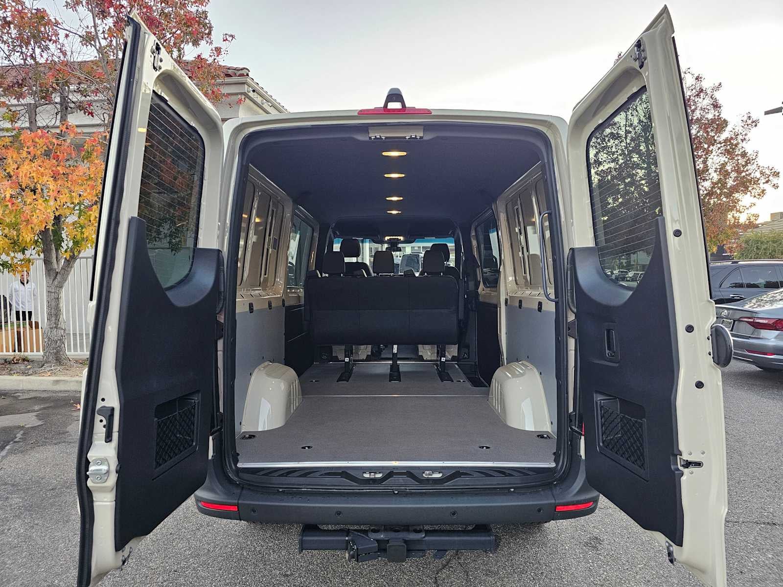 2025 Mercedes-Benz Sprinter 2500 Standard Roof I4 Diesel HO 144" RWD