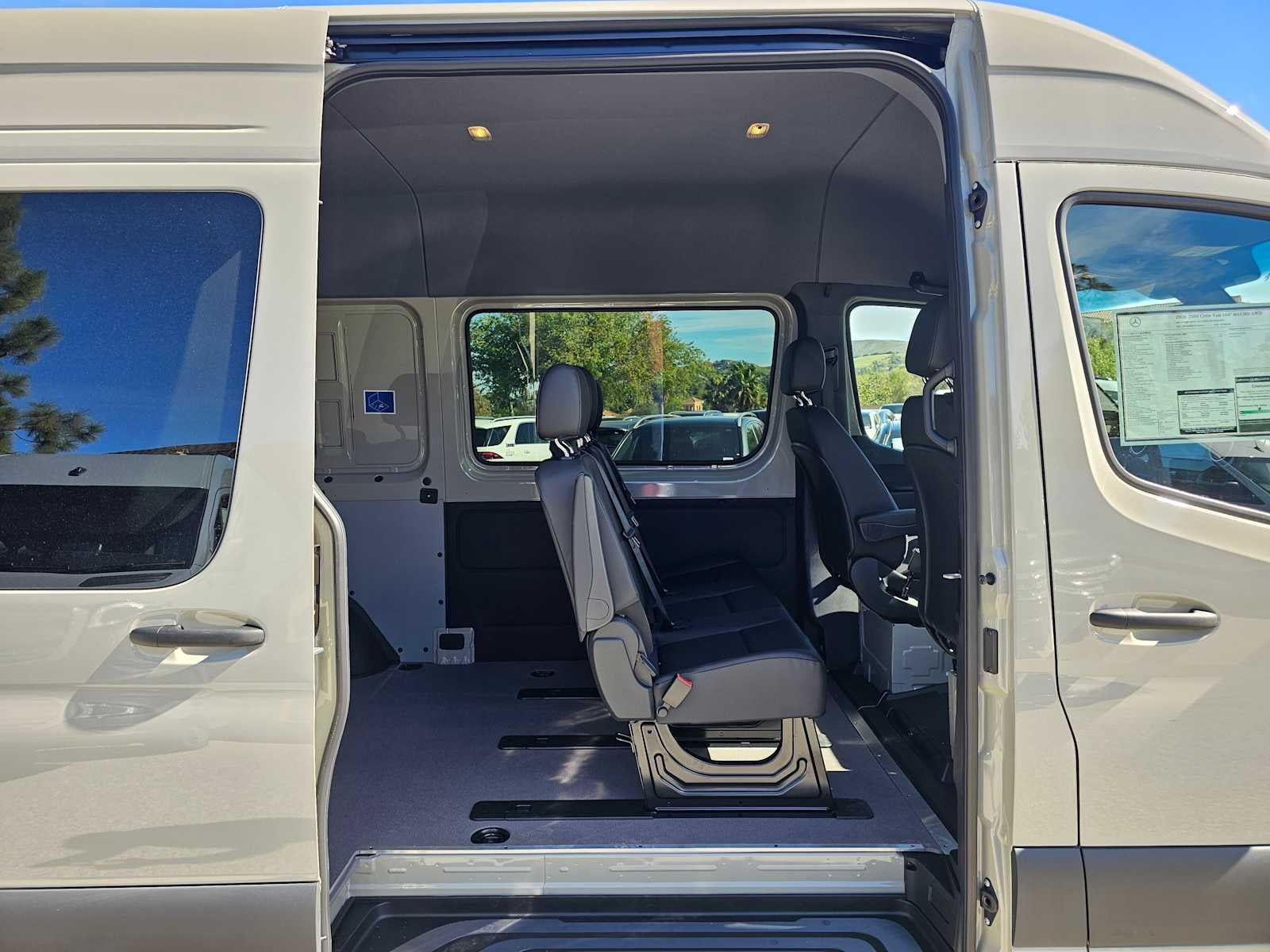 2026 Mercedes-Benz Sprinter 2500 Standard Roof I4 Diesel HO 144" AWD