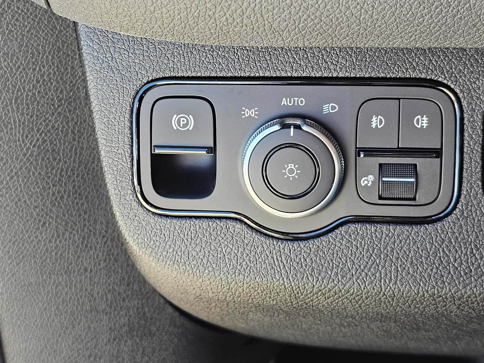 2026 Mercedes-Benz Sprinter 2500 Standard Roof I4 Diesel HO 144" AWD