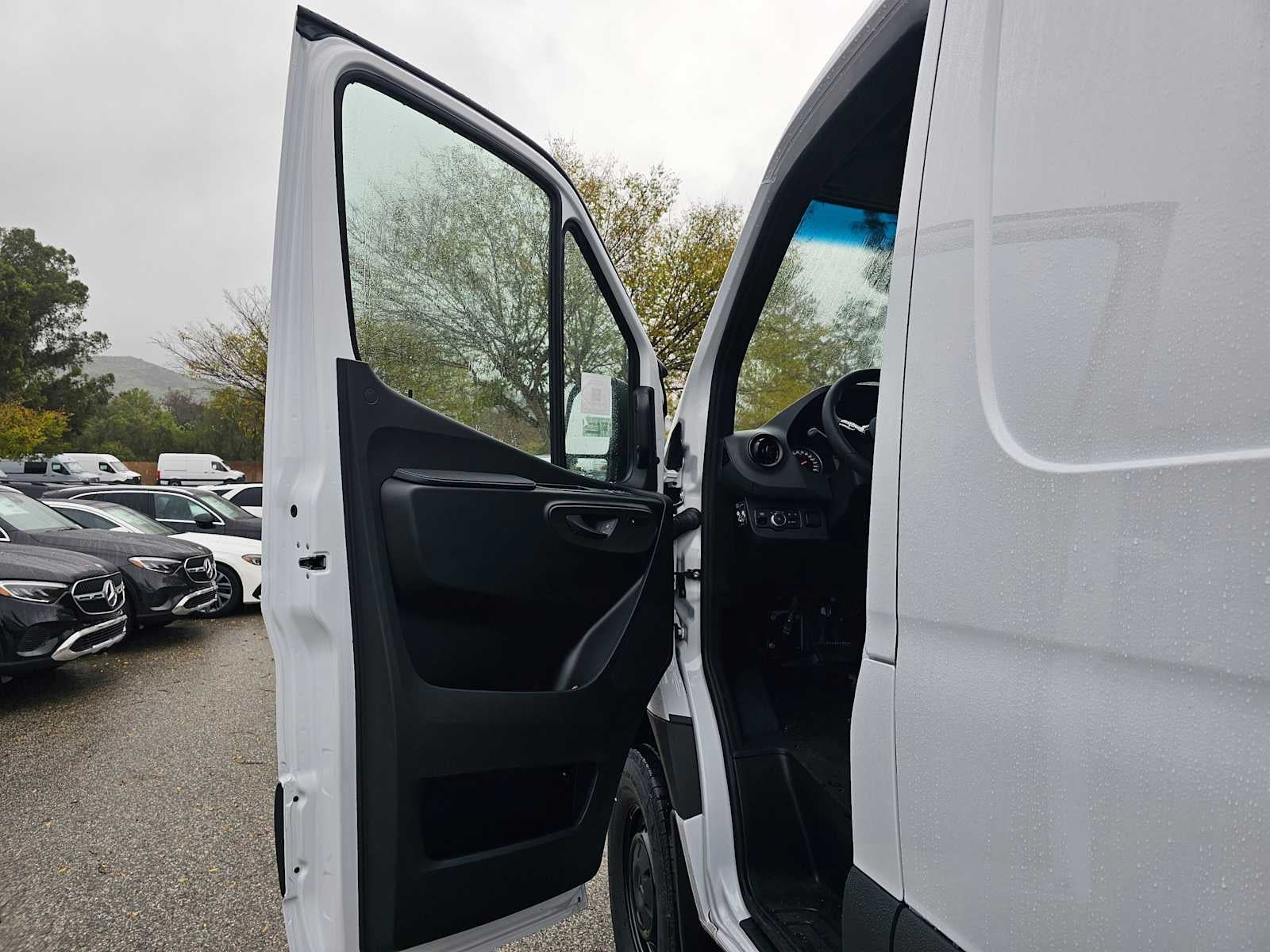 2026 Mercedes-Benz Sprinter 2500 Standard Roof I4 Diesel HO 144" AWD