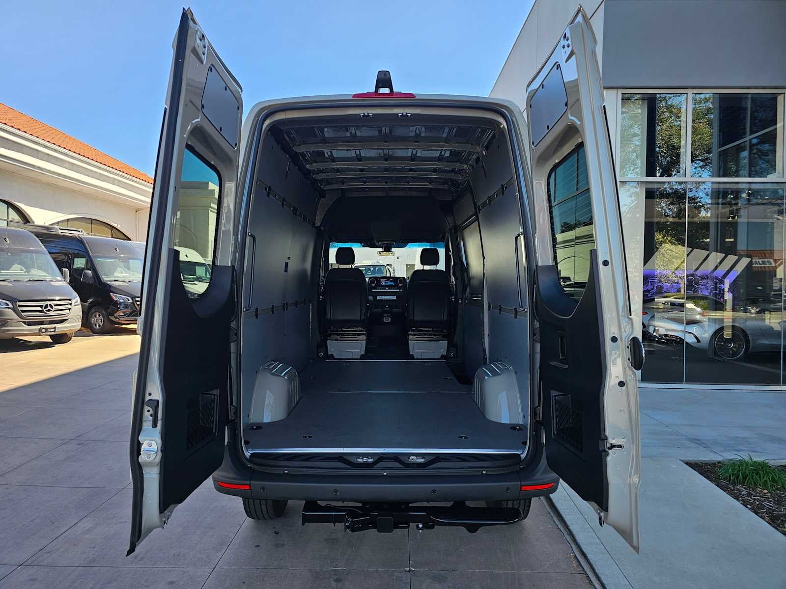 2026 Mercedes-Benz Sprinter 2500 Standard Roof I4 Diesel HO 144" AWD