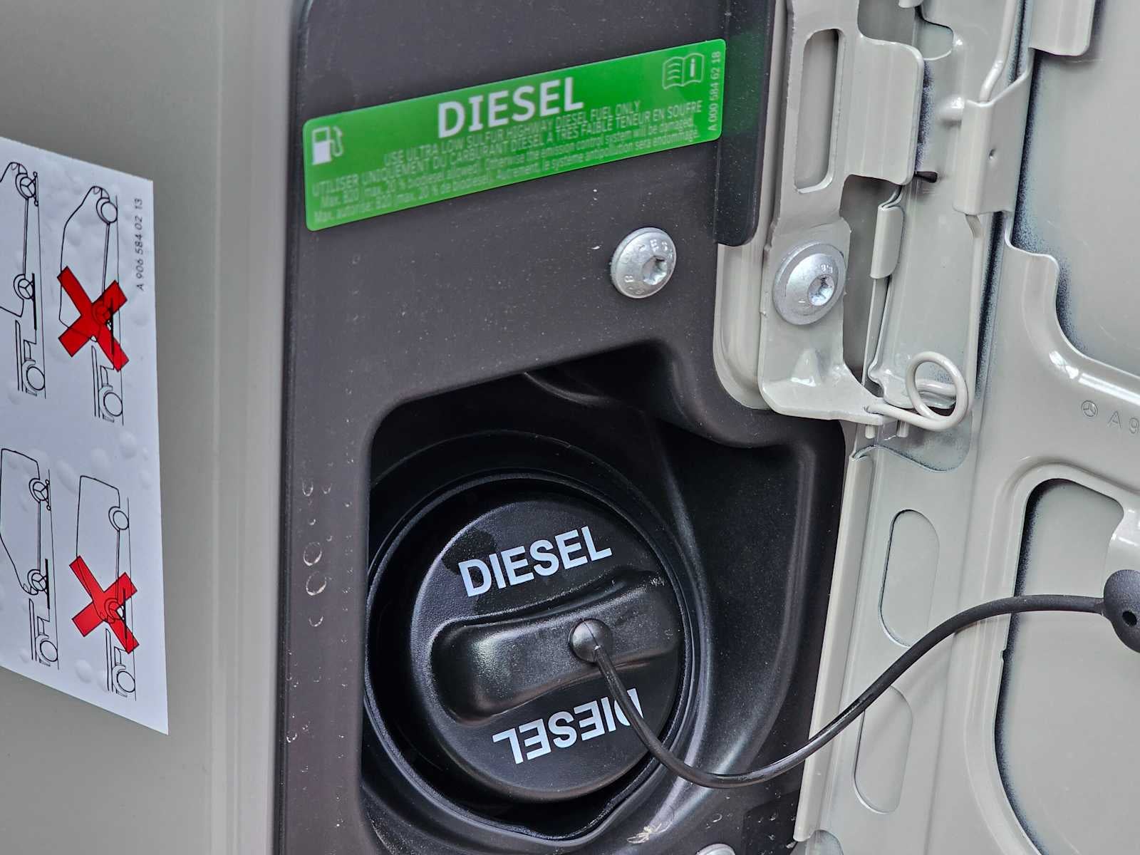 2025 Mercedes-Benz Sprinter 2500 Standard Roof I4 Diesel HO 144" AWD