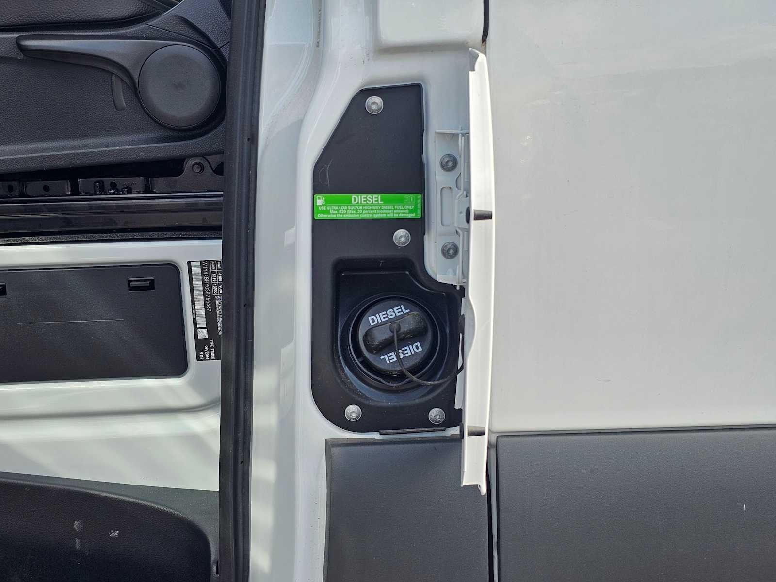 2025 Mercedes-Benz Sprinter 2500 Standard Roof I4 Diesel 144" RWD