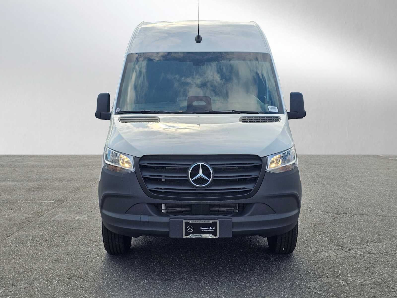 2025 Mercedes-Benz Sprinter 2500 Standard Roof I4 Diesel 144" RWD
