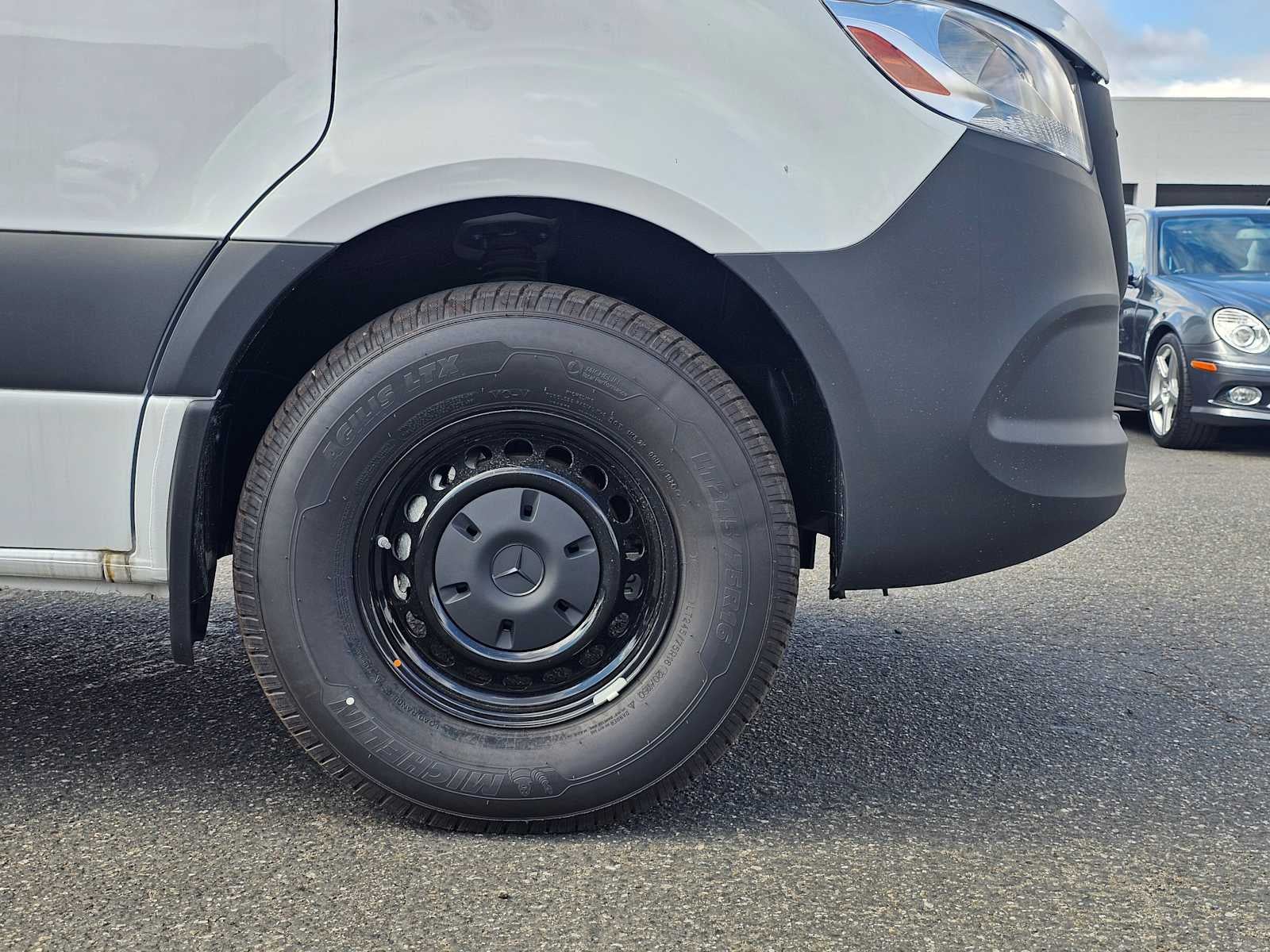 2025 Mercedes-Benz Sprinter 2500 Standard Roof I4 Diesel 144" RWD