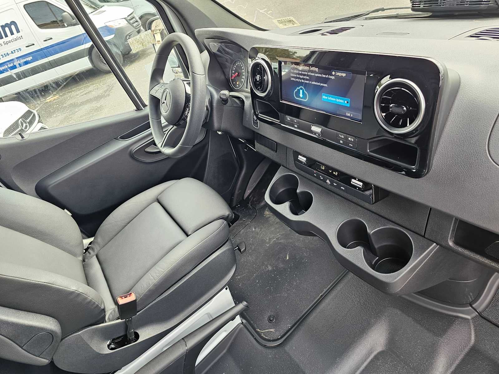 2025 Mercedes-Benz Sprinter 2500 Standard Roof I4 Diesel 144" RWD