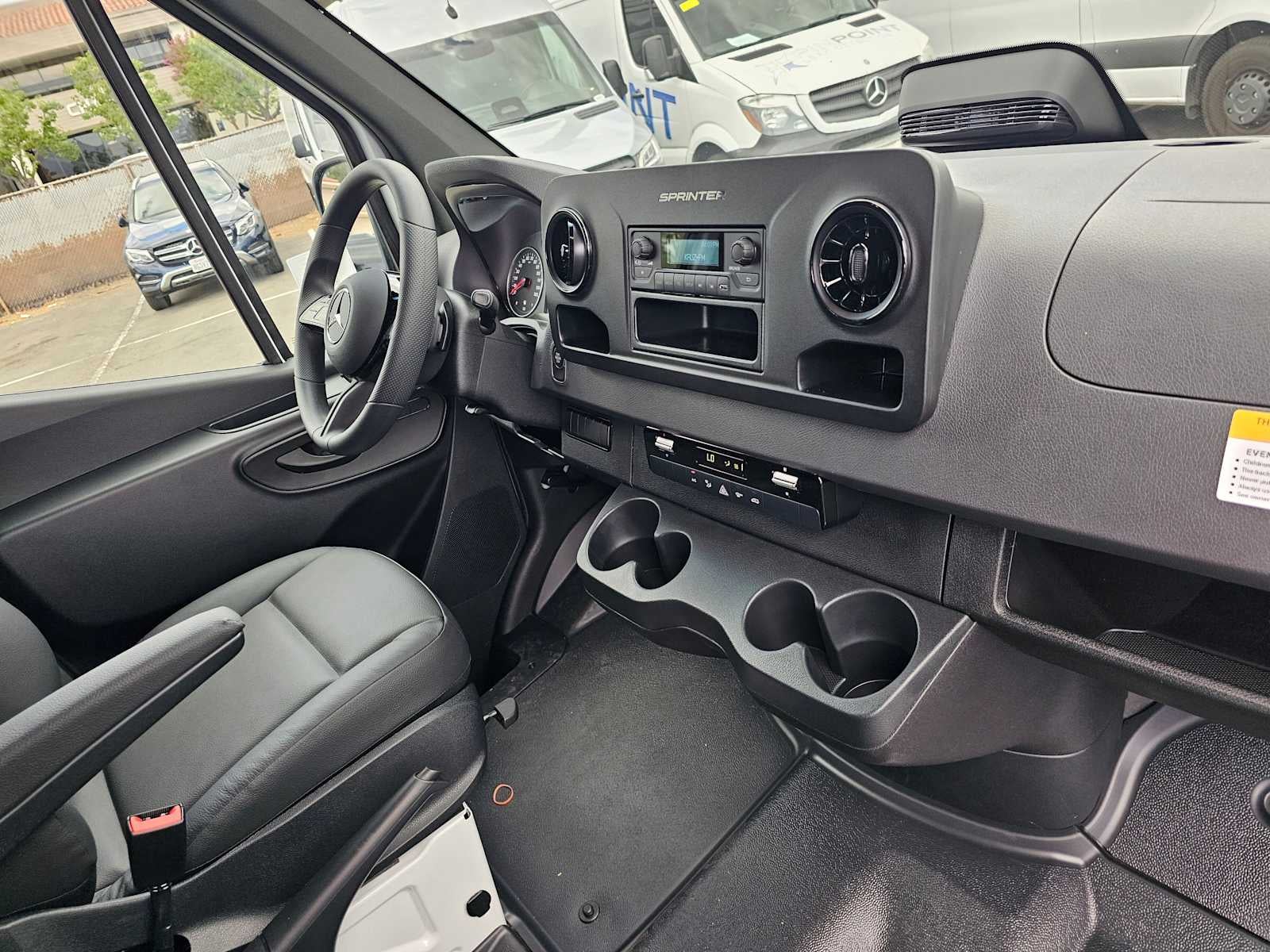 2025 Mercedes-Benz Sprinter 2500 Standard Roof I4 Diesel 144" RWD